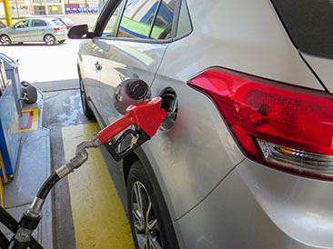 20 years of flex-fuel vehicles in Brazil and the challenge of sustainable reinvention for the automotive industry