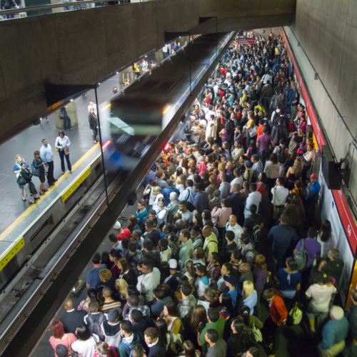 Prefeitura suspende contratação do Sistema Smart Sampa enquanto o metrô de São Paulo obtém permissão para operar câmeras de reconhecimento facial