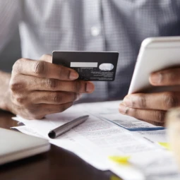 Reforma Tributária e marketplaces digitais: a expansão da responsabilidade tributária e a redefinição de papéis