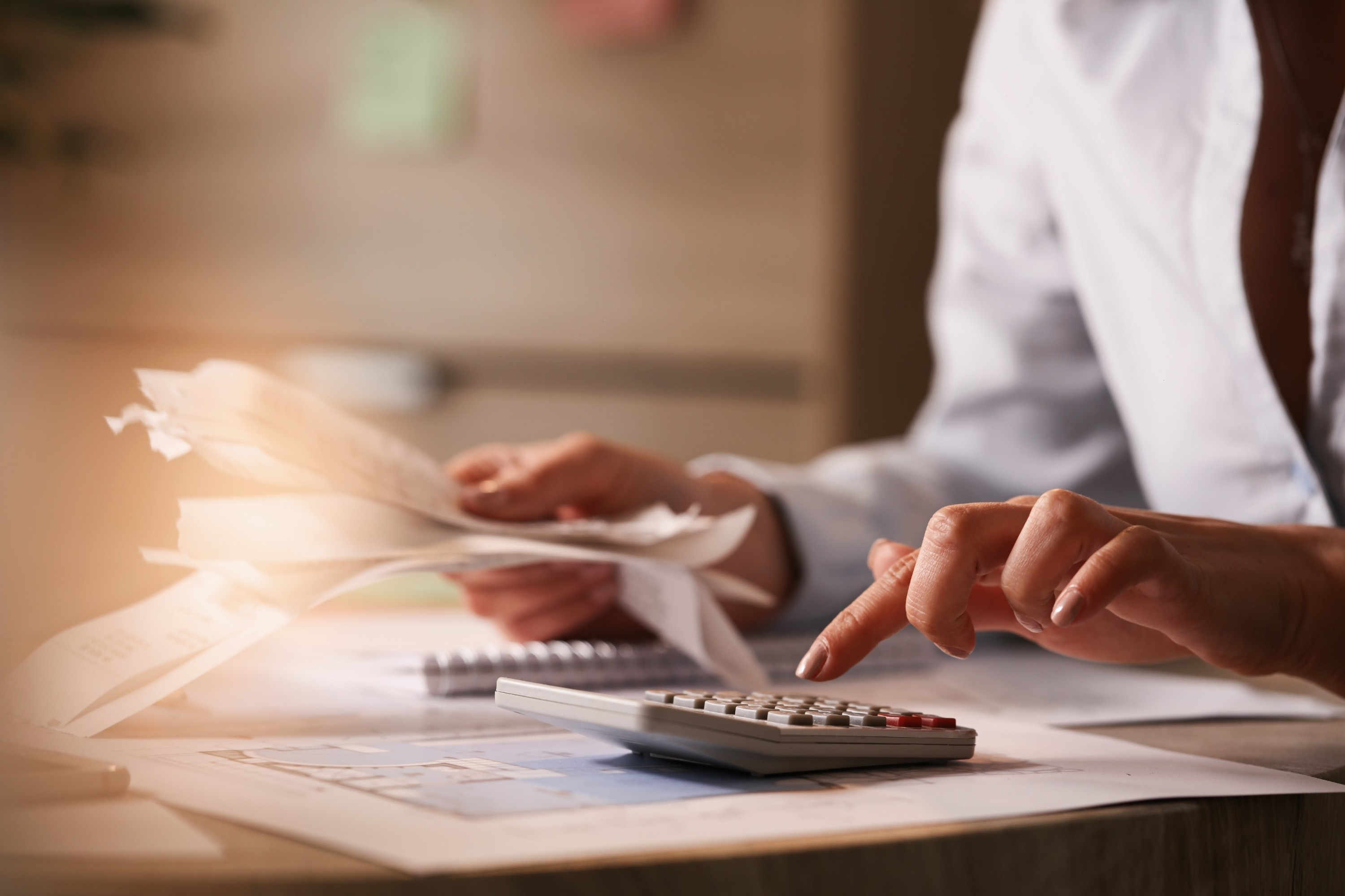 Empresas não podem descontar valores de indenizações por danos morais no IRPJ