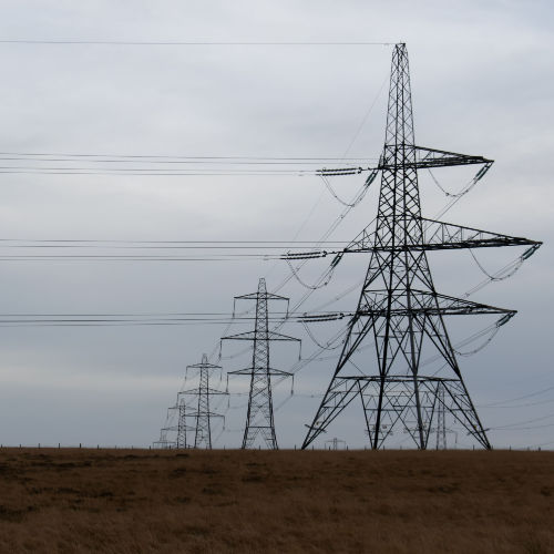 Informativo de Energia: “MME instaura Consulta Pública sobre tratamento de concessões de distribuição de energia elétrica” e mais notícias e destaques de junho de 2023