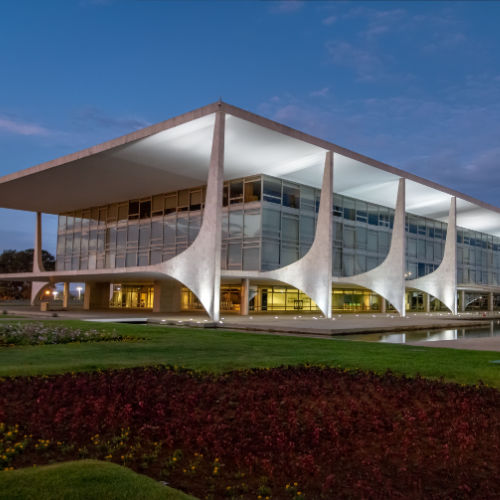 Confira os Assuntos Governamentais em pauta em maio de 2023 no Informativo de Energia