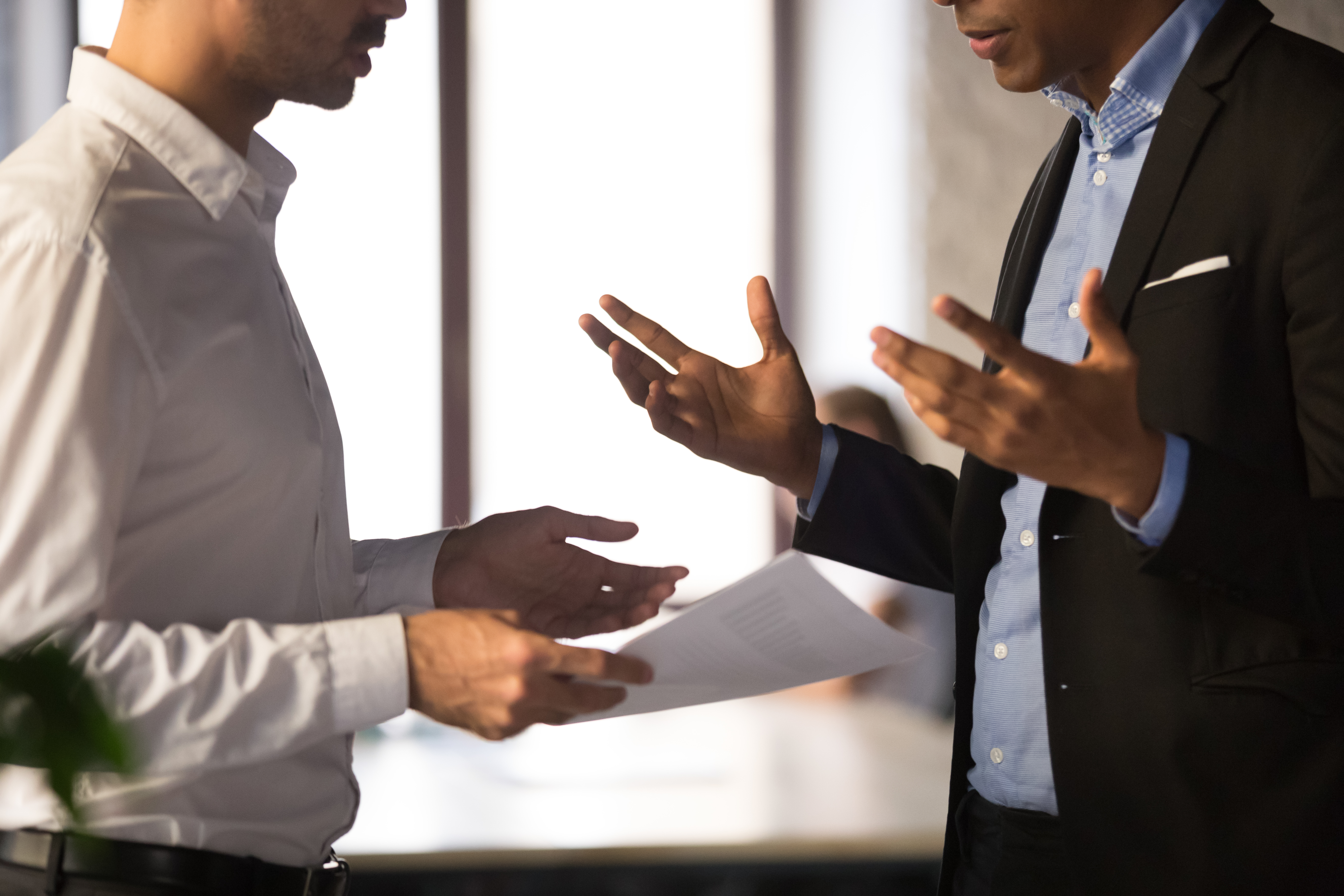 Conversão da dispensa imotivada em motivada: violação da confidencialidade