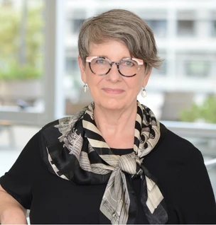 Leslie Rose